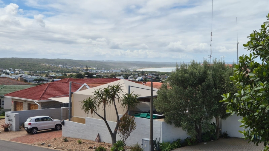 3 Bedroom Property for Sale in Stilbaai Wes Western Cape